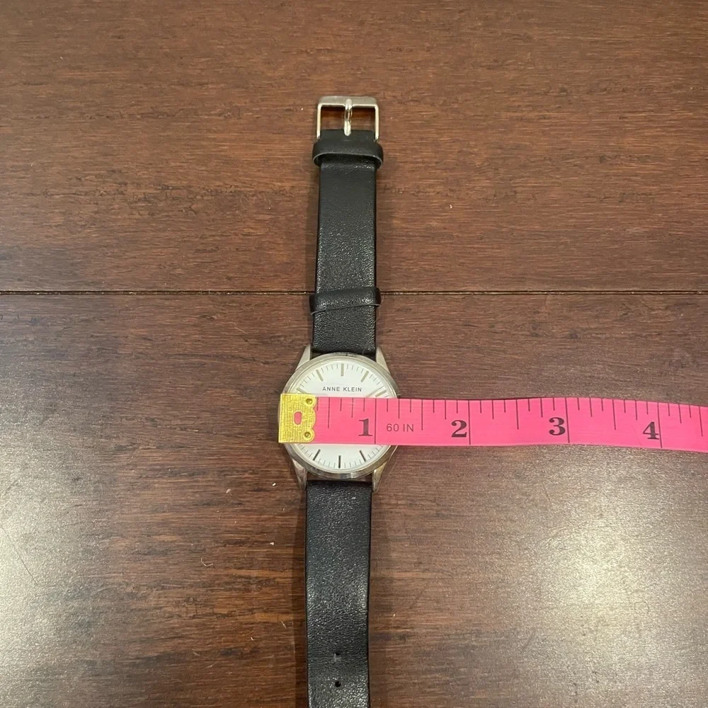guc Anne Klein Dial Black Strap Watch